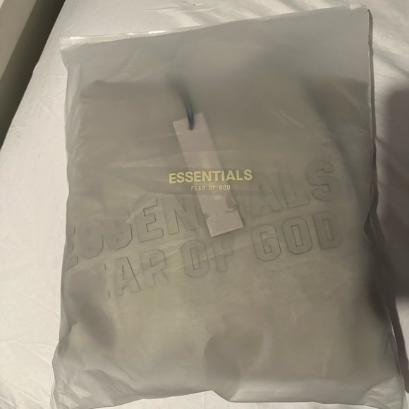 Essentials Fear Of God Hoodie - Picture 2 of 5